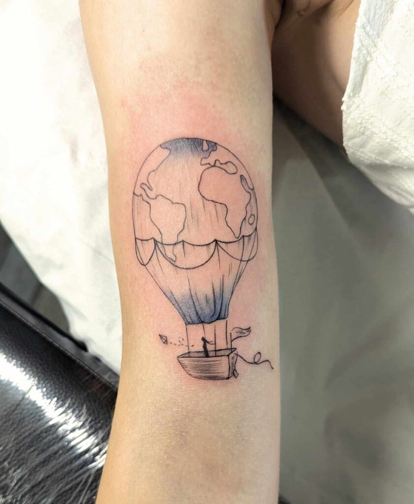 Fragments Delle Tatouage Traits Fins Bazas Realisations 1