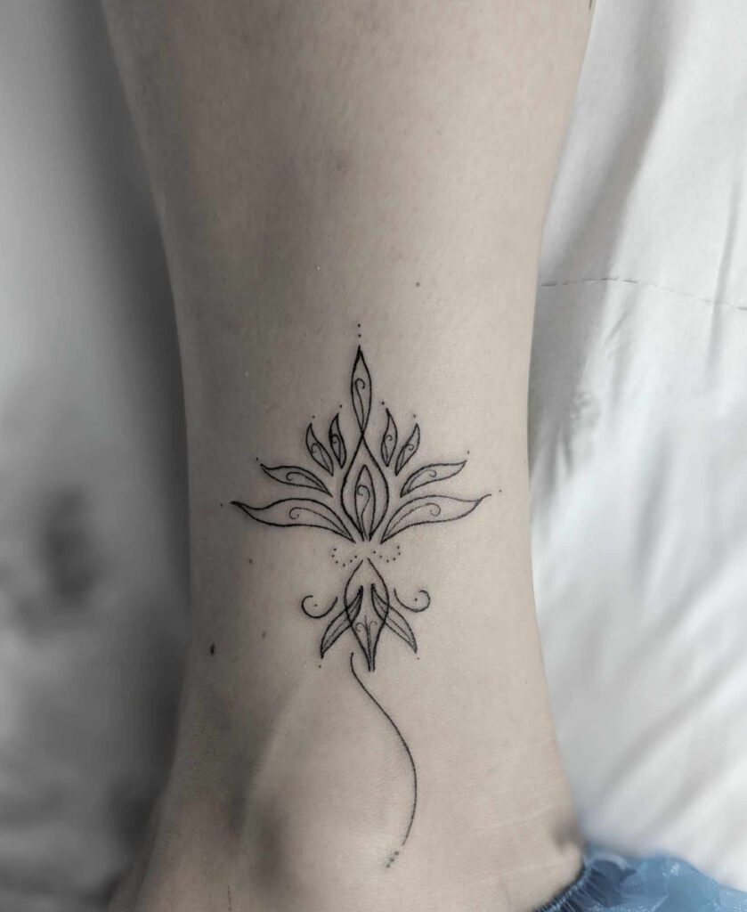 Fragments Delle Tatouage Traits Fins Bazas Realisations 9