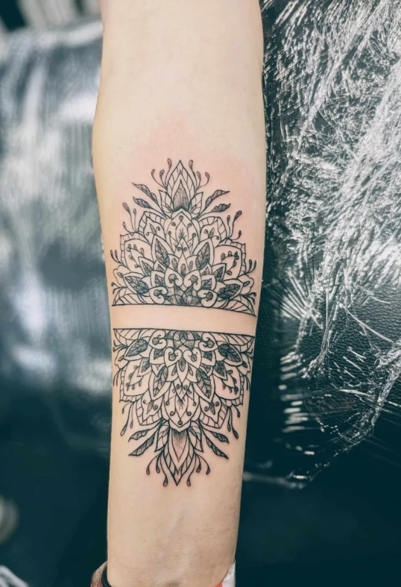 À propos | FRAGMENTS D&rsquo;ELLE – Tatouage Cover Noaillan