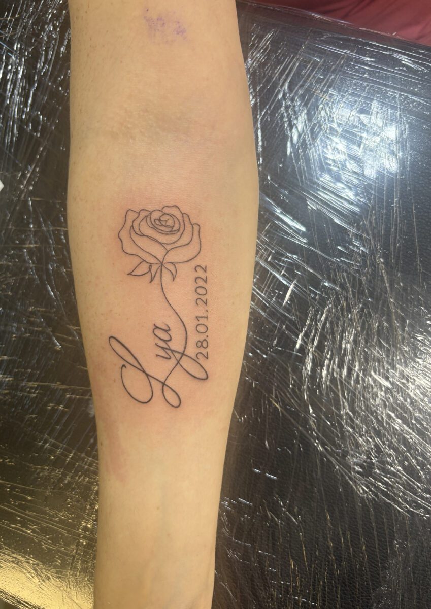 Fragments Delle Tatouage Traits Fins Bazas Photos 2