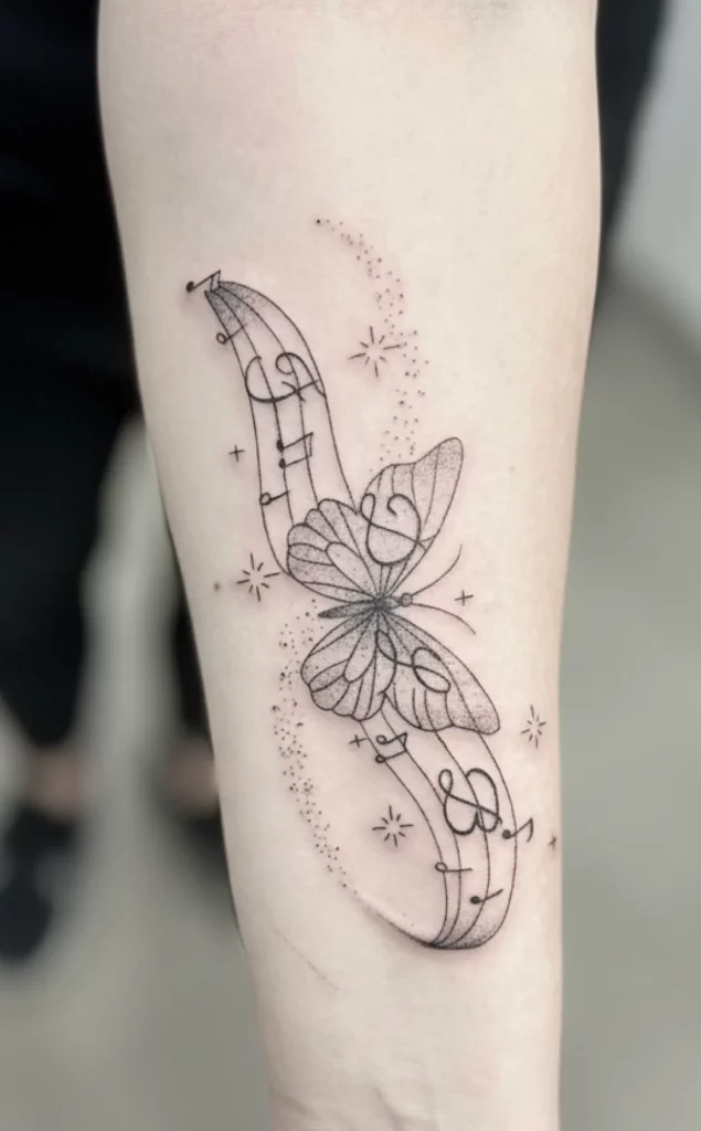 Fragments Delle Tatouage Traits Fins Bazas IMG 0353 1