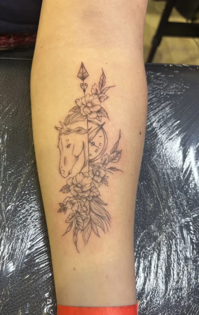 Fragments Delle Tatouage Traits Fins Bazas IMG 1116 1