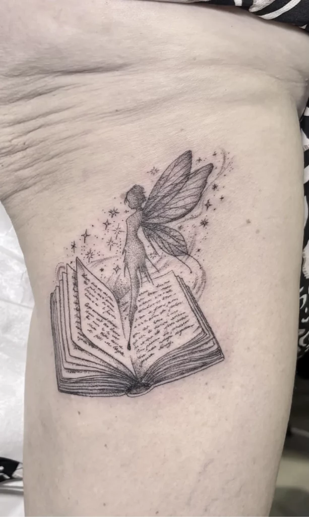 Fragments Delle Tatouage Traits Fins Bazas IMG 2359 1