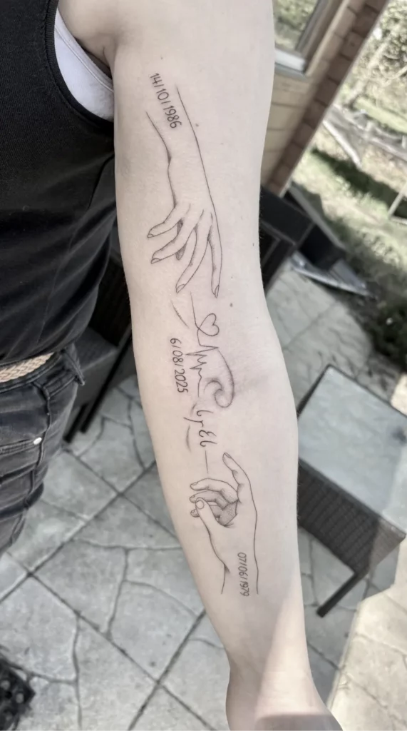 Fragments Delle Tatouage Traits Fins Bazas IMG 2402 1