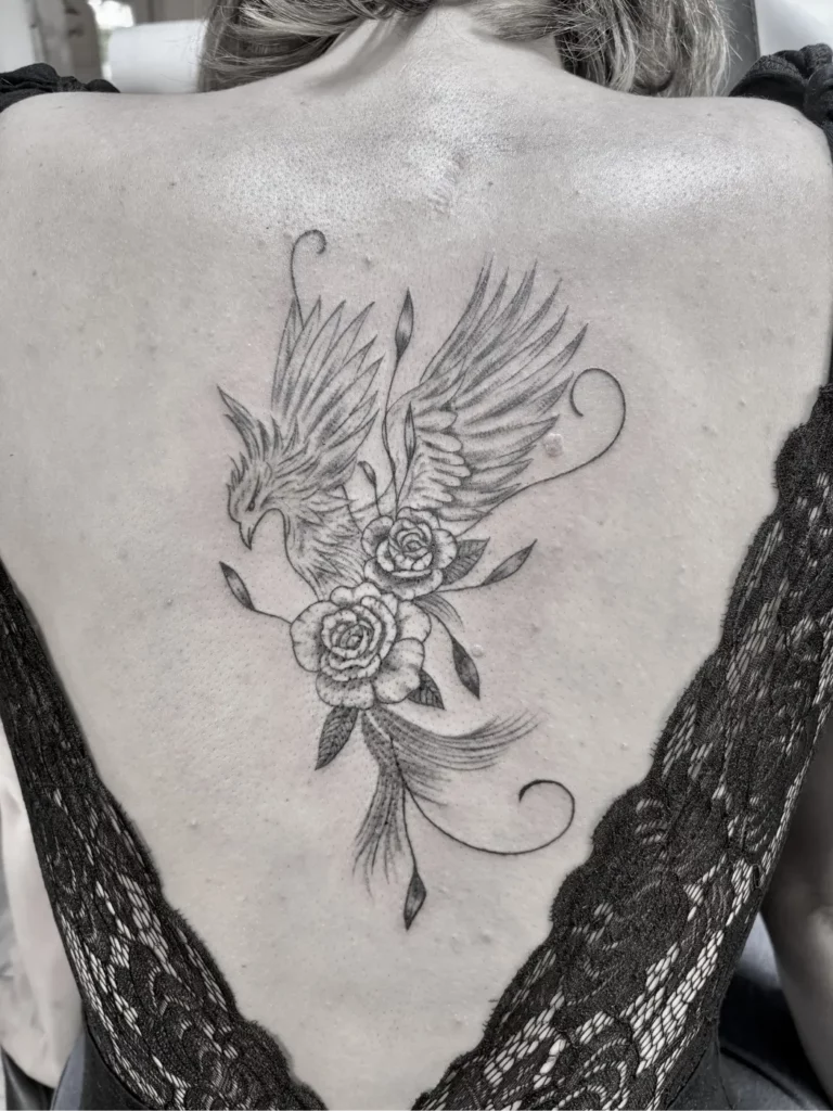 Fragments Delle Tatouage Traits Fins Bazas IMG 3123 1